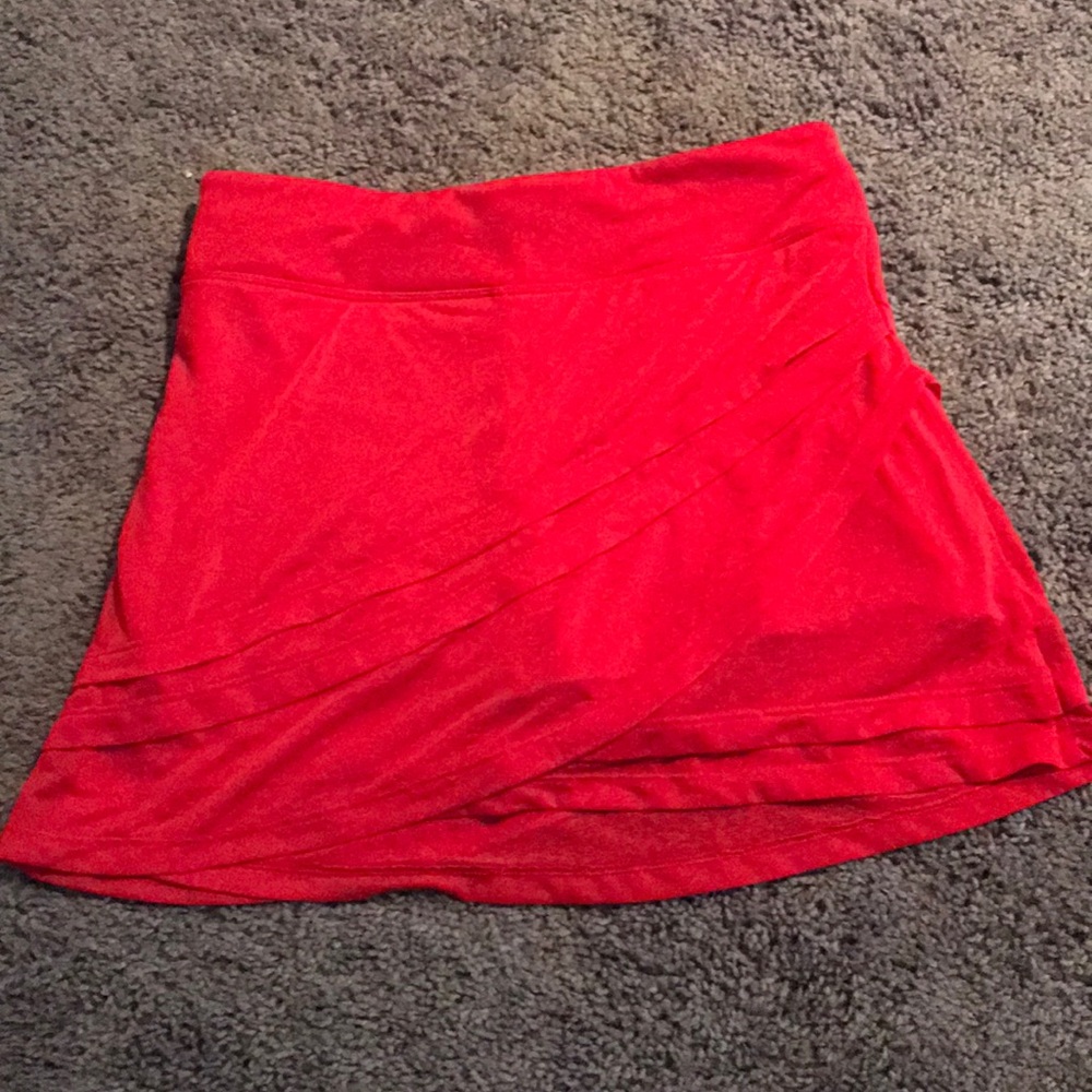 Red layered skort size XS